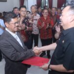 Wali Kota Tomohon  CS Lantik Pengurus LP3KD Kota Tomohon Periode 2025–2030